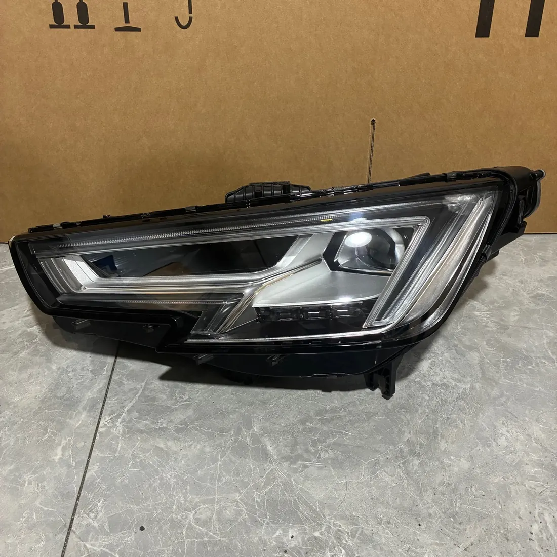 Audi A4 LH Headlight 8W0941033 Without Modules photo 1