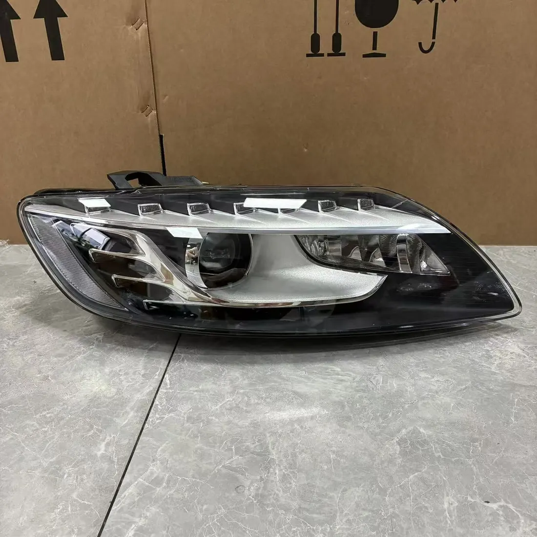 Audi Q7 4L Facelift Bi-Xenon LED Right Headlight 2010-2015 4L0941030AC photo 1