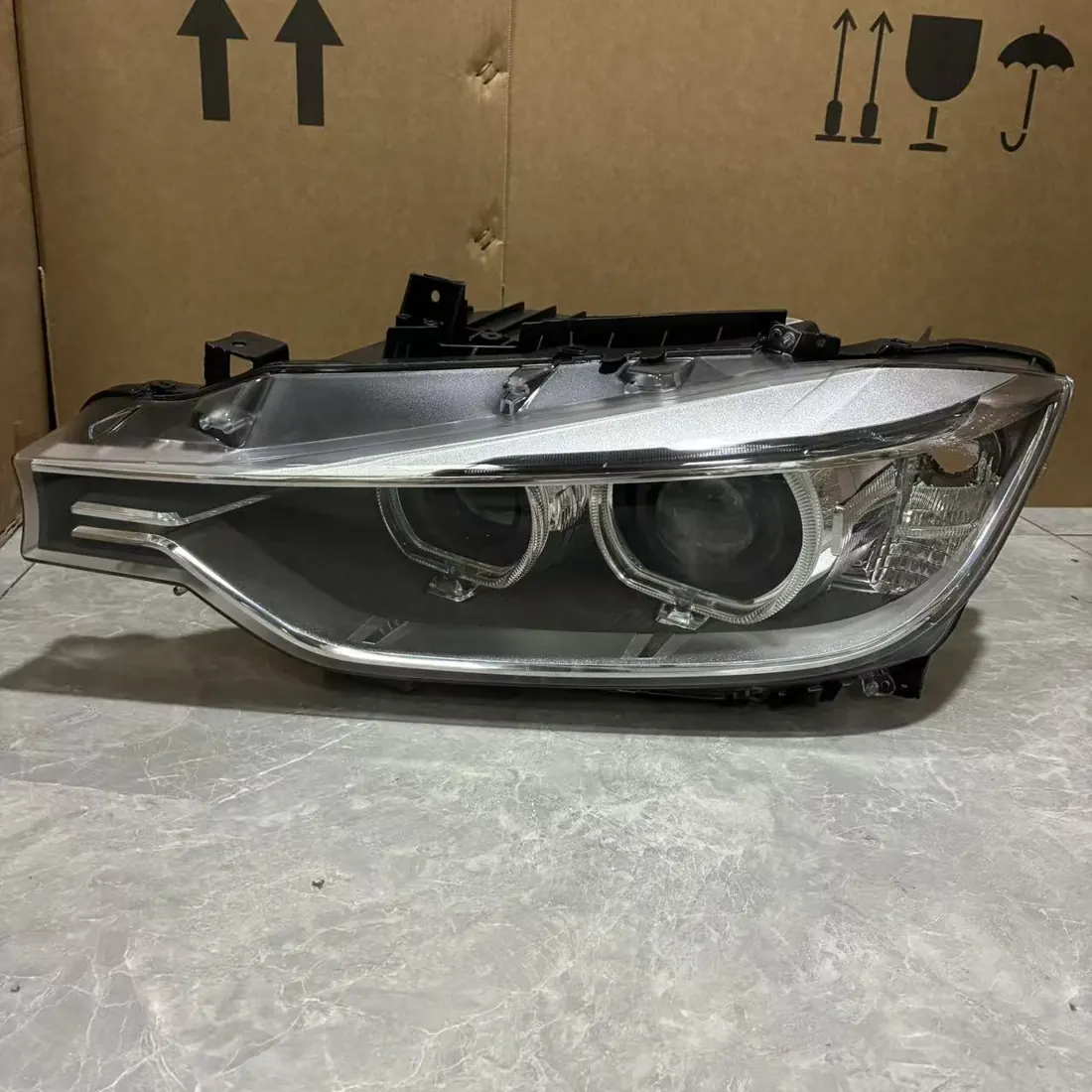 BMW 3 Series F30 F31 Pre-LCI 2012-2015 Bi-Xenon Headlight LH Original Used photo 1