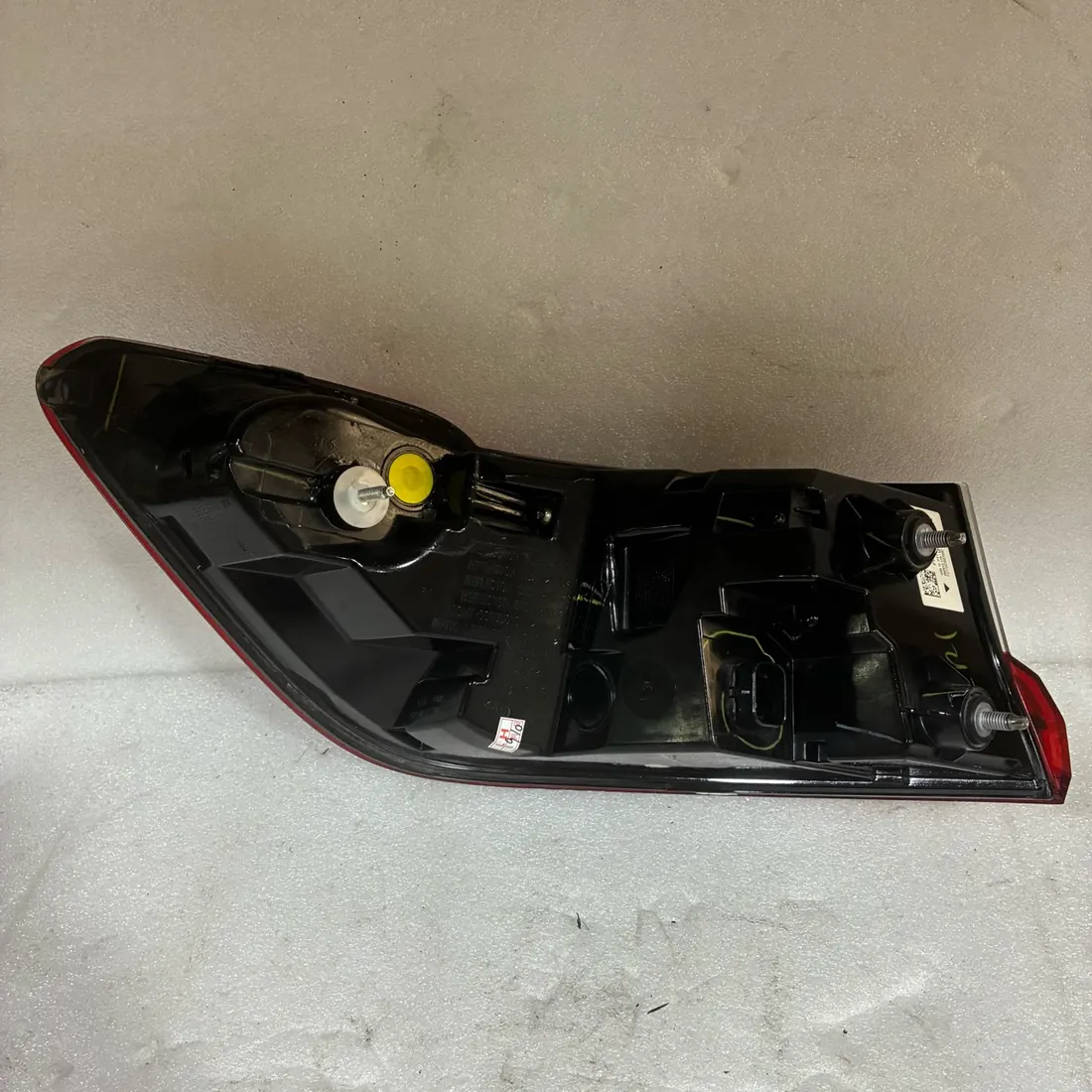 BMW 3 Series G20/G28 2019-2022 Pre-LCI LED Tail Light Outer RH thumbnail 5