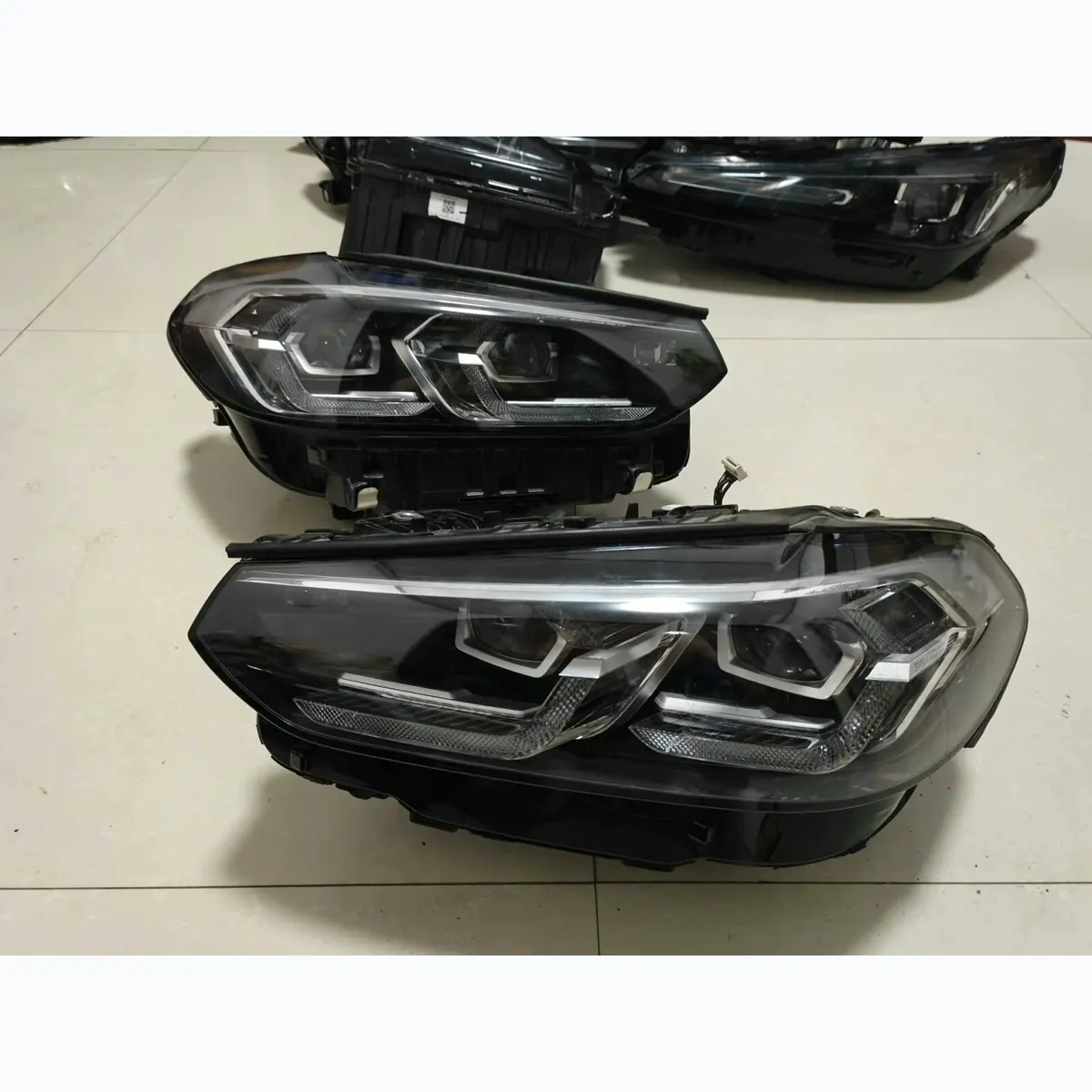 BMW G05 2019-2022 LED Headlight Assembly Original Used photo 1