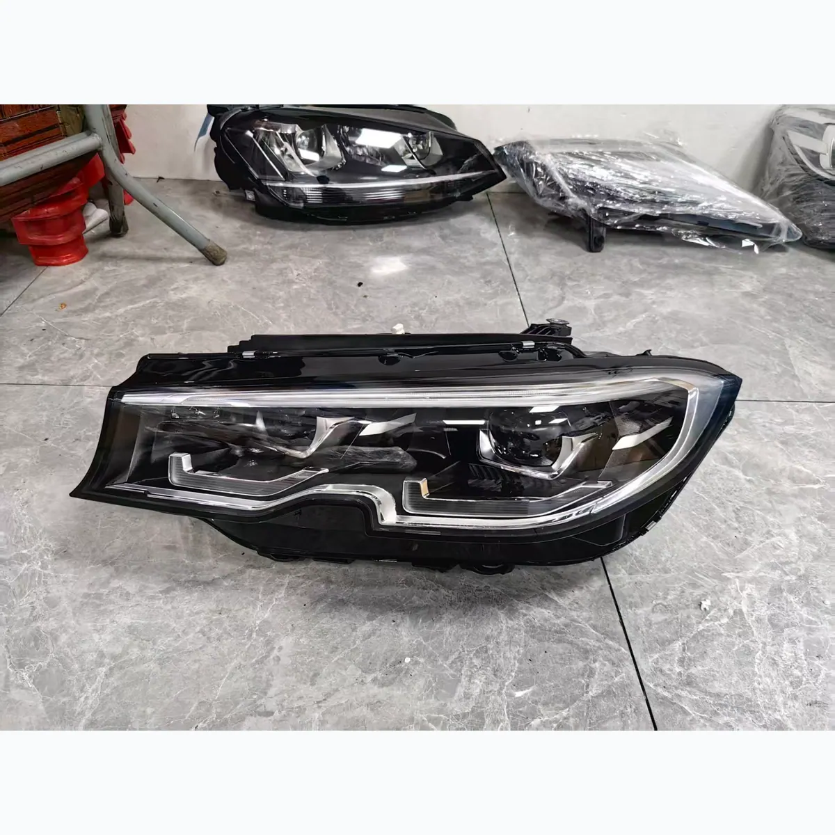 BMW G20 2019-2022 LED Headlight Assembly Original Used photo 1