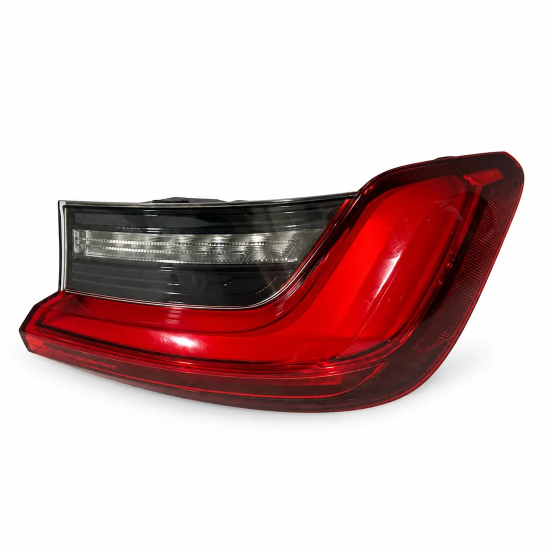 BMW G20/G28 Pre-LCI LED Tail Light Outer Red Insert RH photo 1