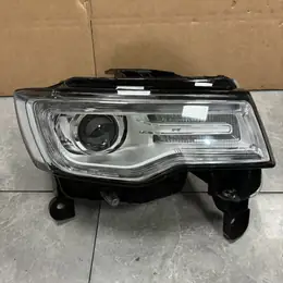 Jeep Grand Cherokee WK2 Right AFS Bi-Xenon Headlight 68111034AM Valeo thumbnail 1