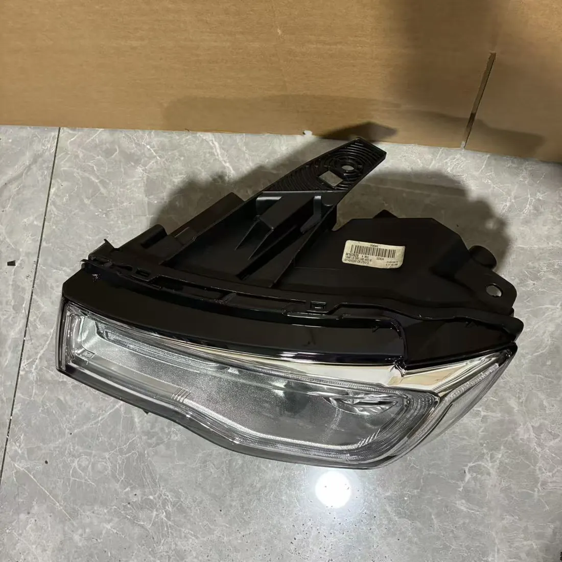 Jeep Grand Cherokee WK2 SRT SRT8 2014-2016 Bi-Xenon AFS Headlight LH Original Used photo 1
