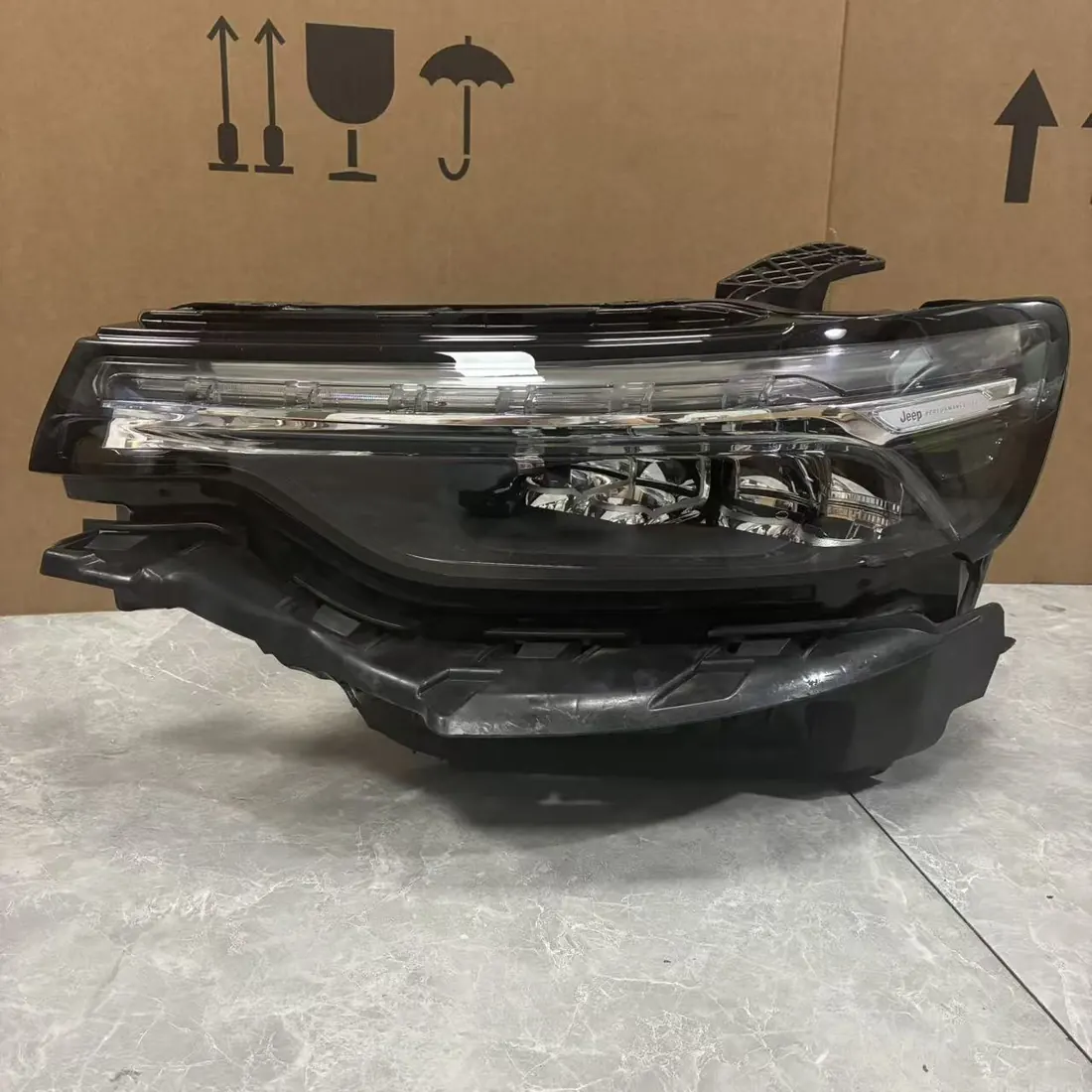 Jeep Grand Commander K8 2018-2021 Left LED Headlight 53363501 photo 1