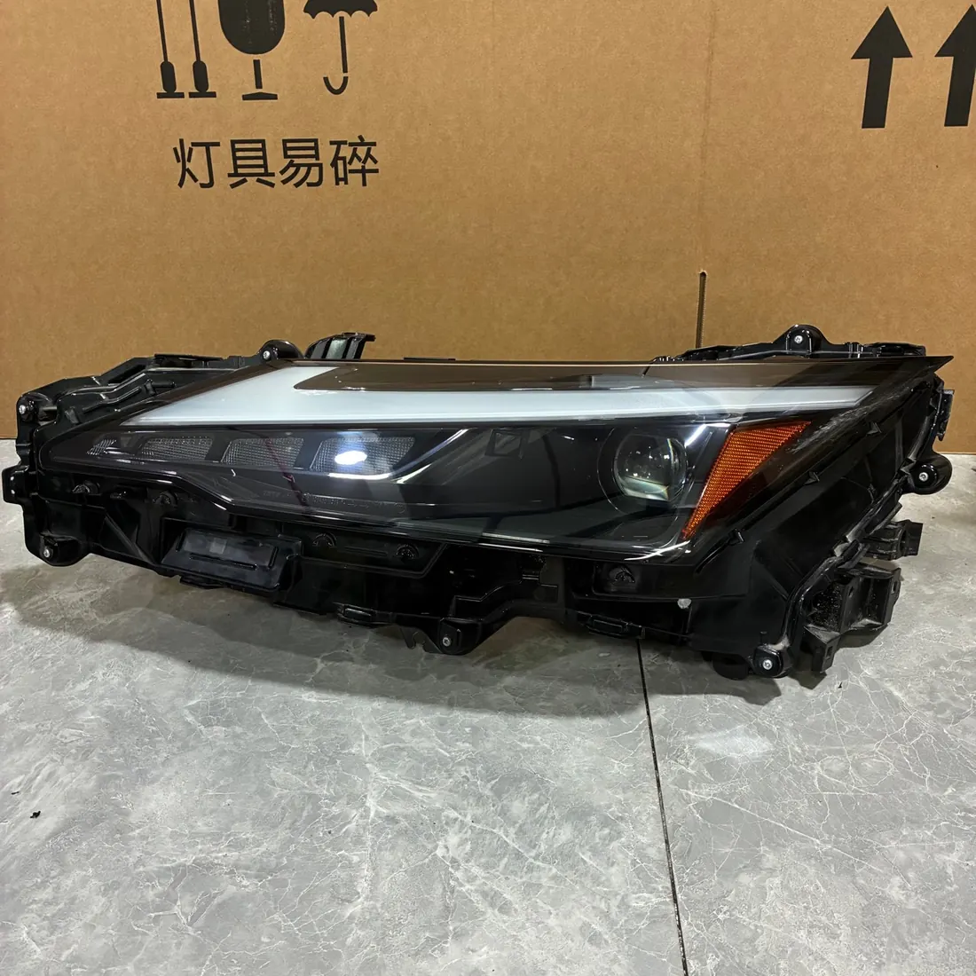 Lexus RZ XEBM15 LH LED Headlight Without Modules photo 1