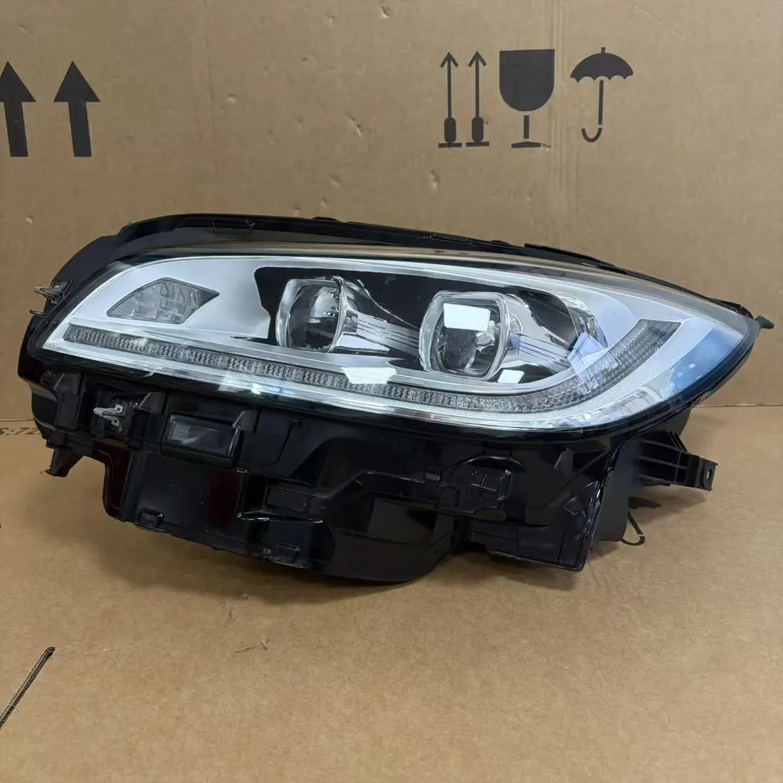 Lincoln Corsair CX483 2020-2022 LH Full LED Dual Projector Headlight Assembly photo 1