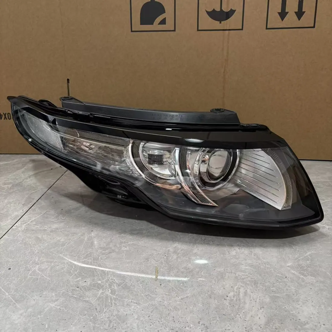 Range Rover Evoque L538 2012-2015 RH AFS Bi-Xenon Headlight Complete With Modules photo 1