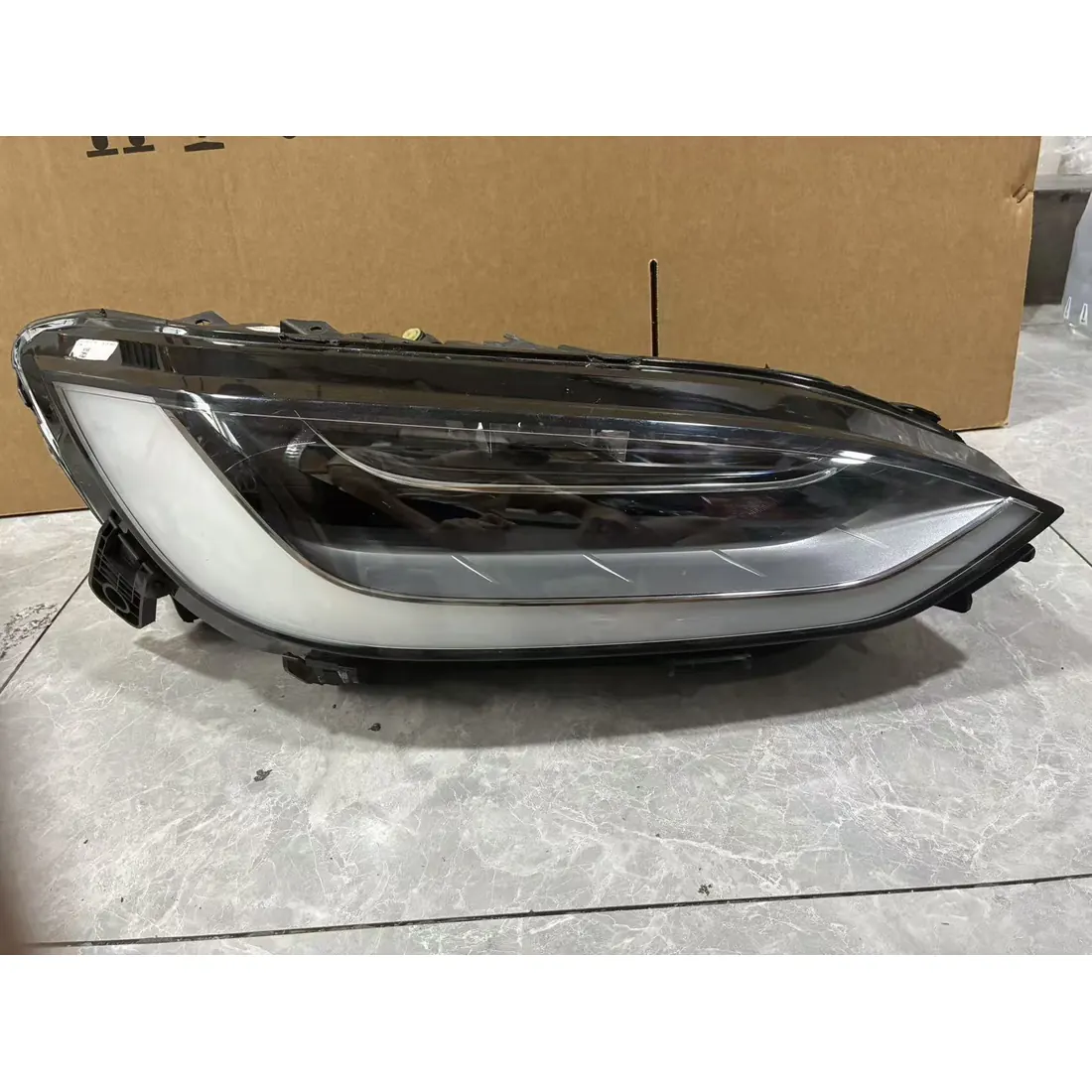 Tesla Model X 2016-2020 Right ECE Uplevel LED Headlight 1034319-00-D photo 1