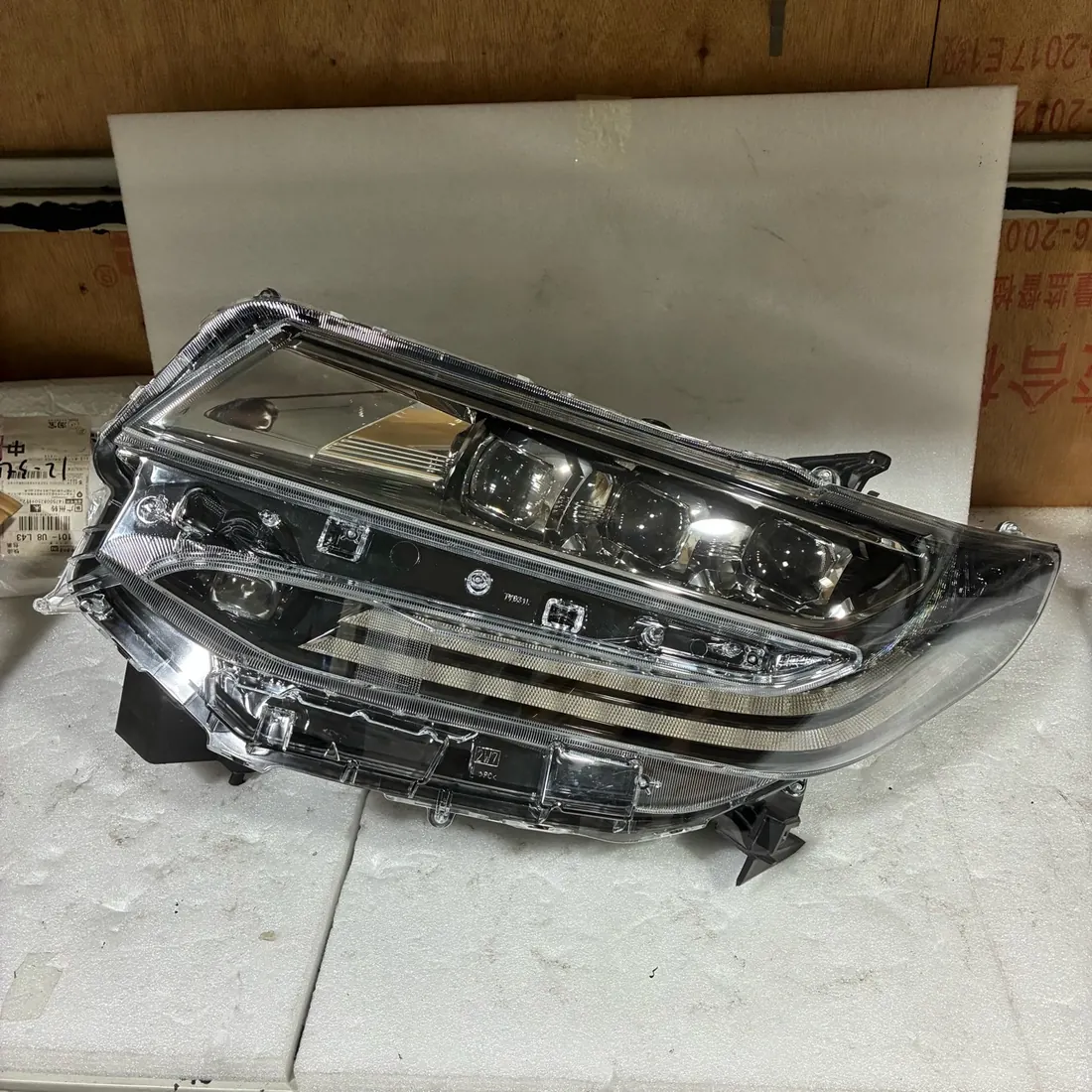 Toyota Alphard 30 Series Facelift 2018-2023 Triple LED Headlight LH thumbnail 2