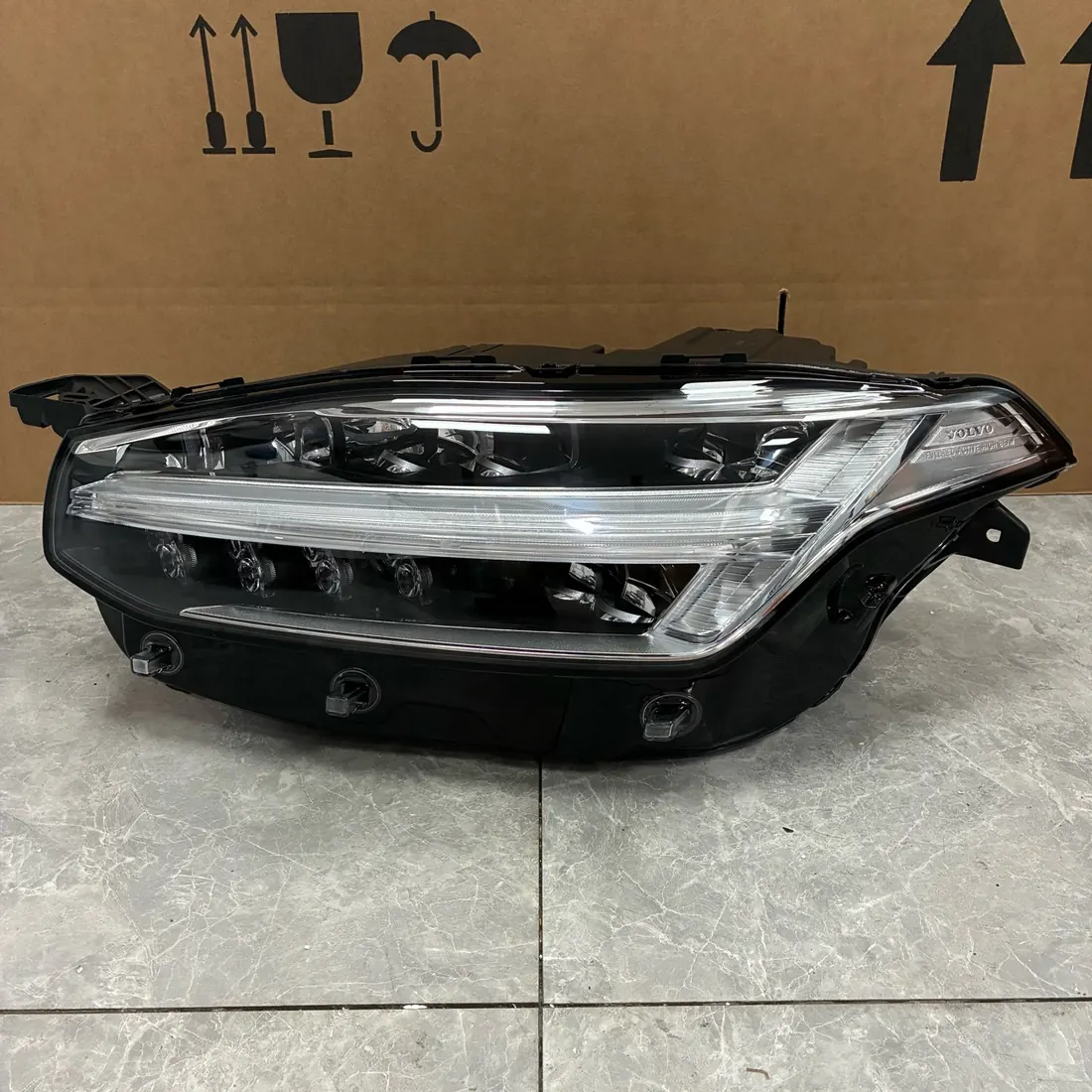 Volvo XC90 II 2015-2019 Full LED Active High Beam Headlight LH thumbnail 2