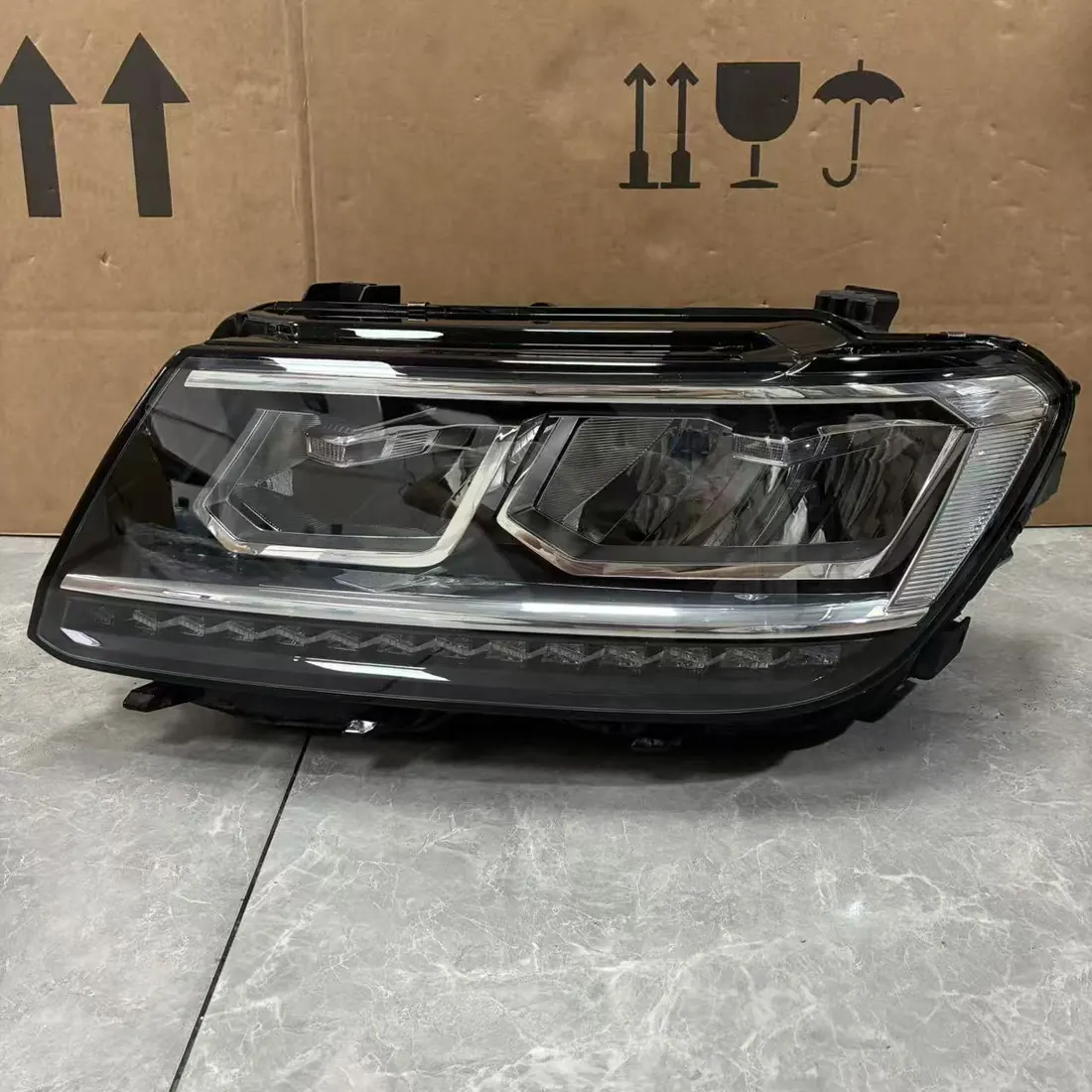VW Tiguan II AD1 2016-2020 Left Full LED Headlight 5NB941035D photo 1